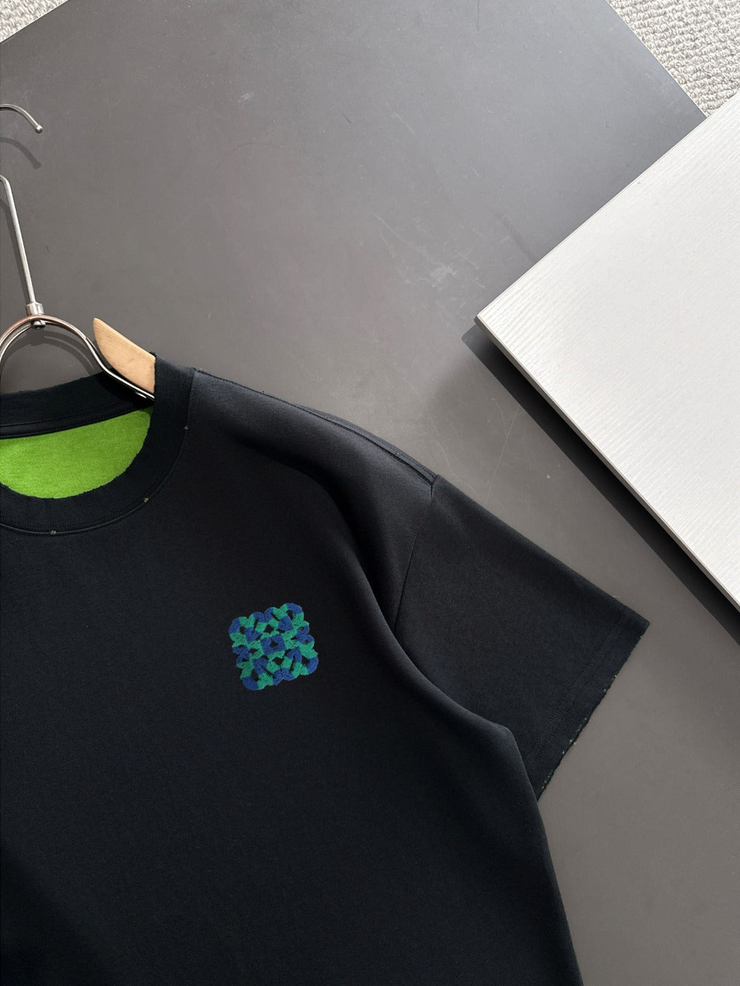 LuxluxHouse Best Quality Clothes T-shirt Loewe