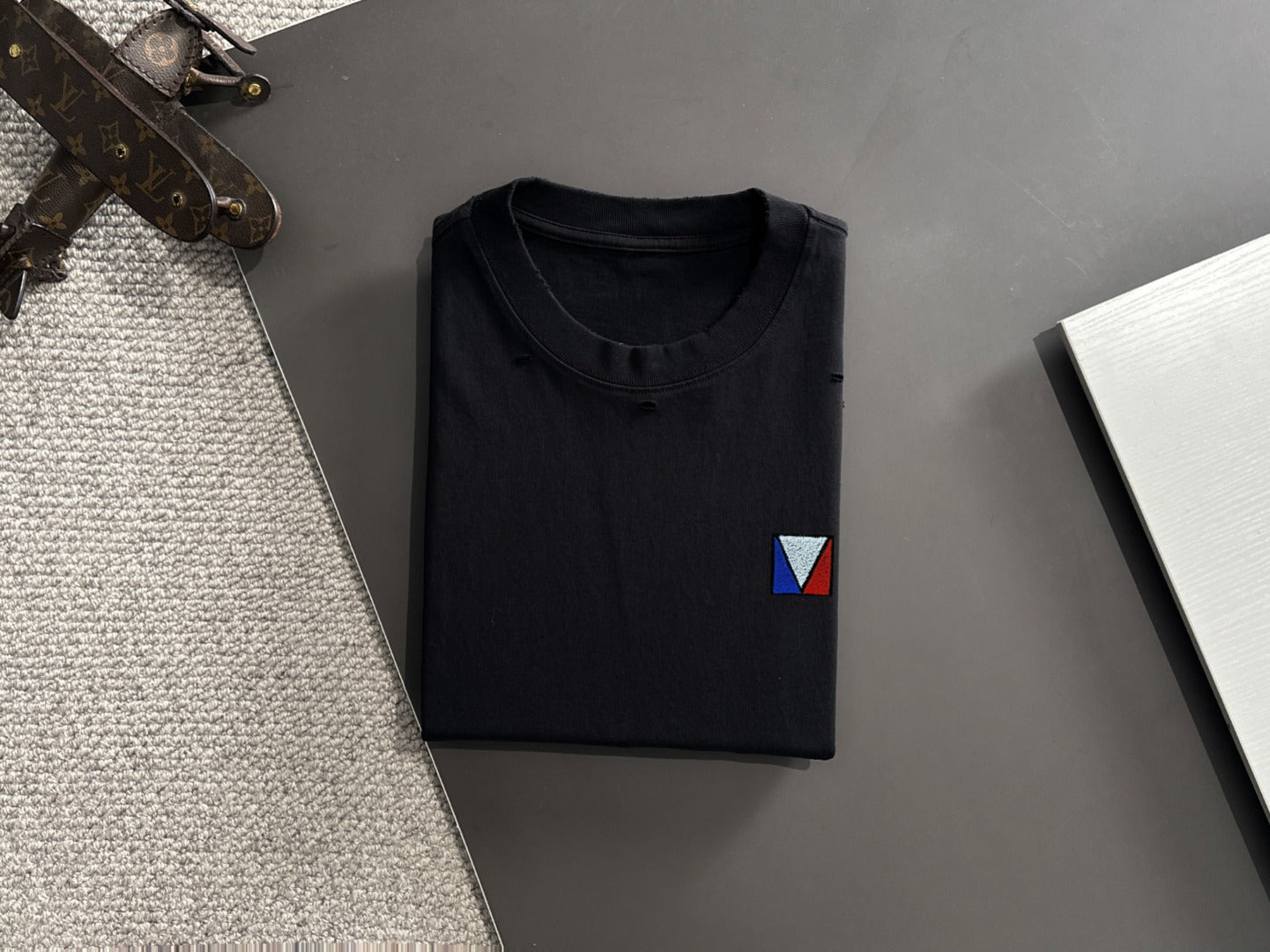 LuxluxHouse Best Quality Clothes T-shirt Louis Vuitton