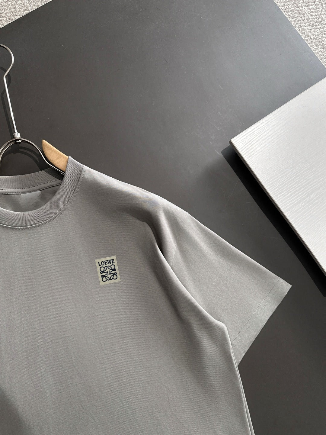 LuxluxHouse Best Quality Clothes T-shirt Loewe