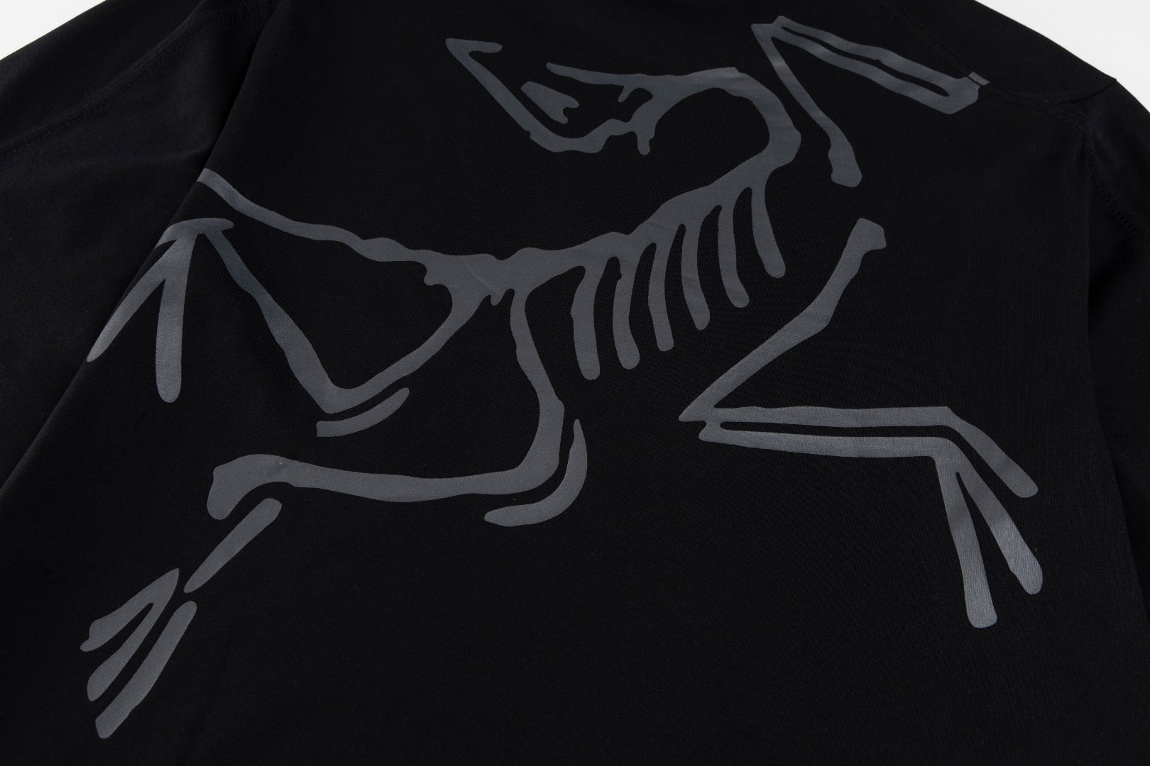 LuxluxHouse Best Quality Clothes T-shirt Arcteryx