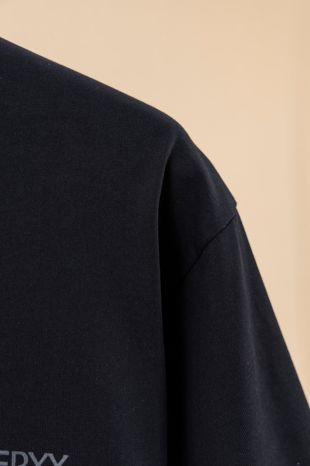 LuxluxHouse Best Quality Clothes T-shirt Arcteryx