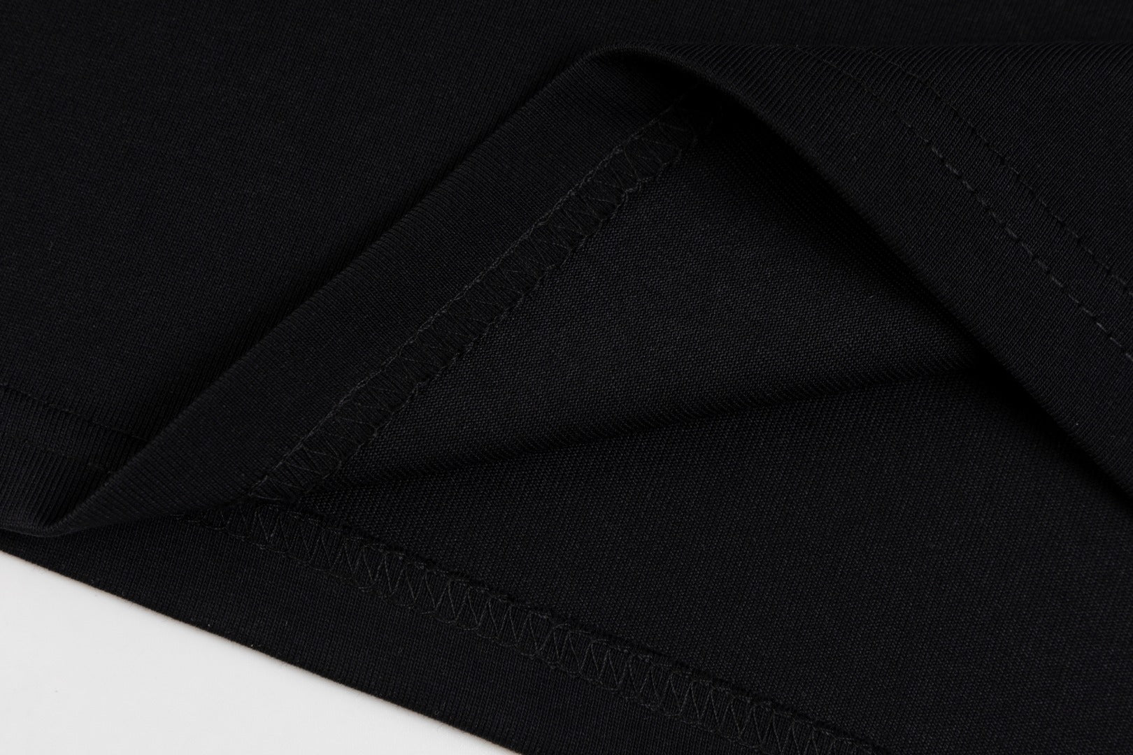 LuxluxHouse Best Quality Clothes T-shirt Arcteryx