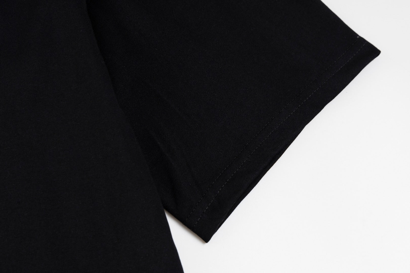 LuxluxHouse Best Quality Clothes T-shirt Arcteryx