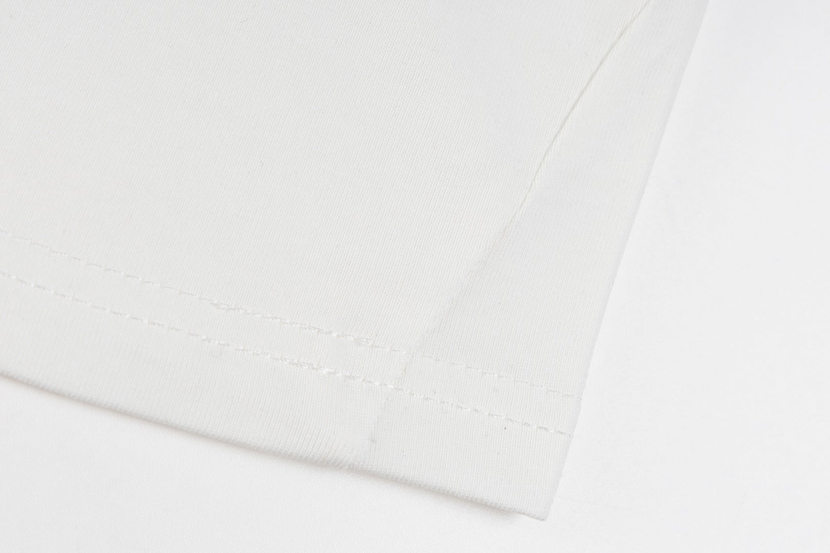 LuxluxHouse Best Quality Clothes T-shirt Arcteryx