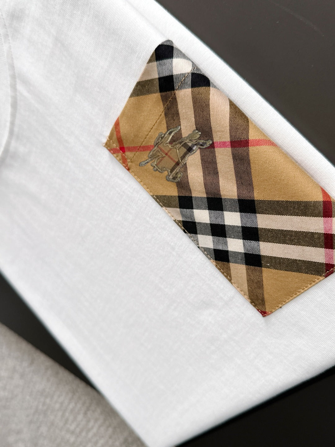 LuxluxHouse Best Quality Clothes Burberry T-shirt