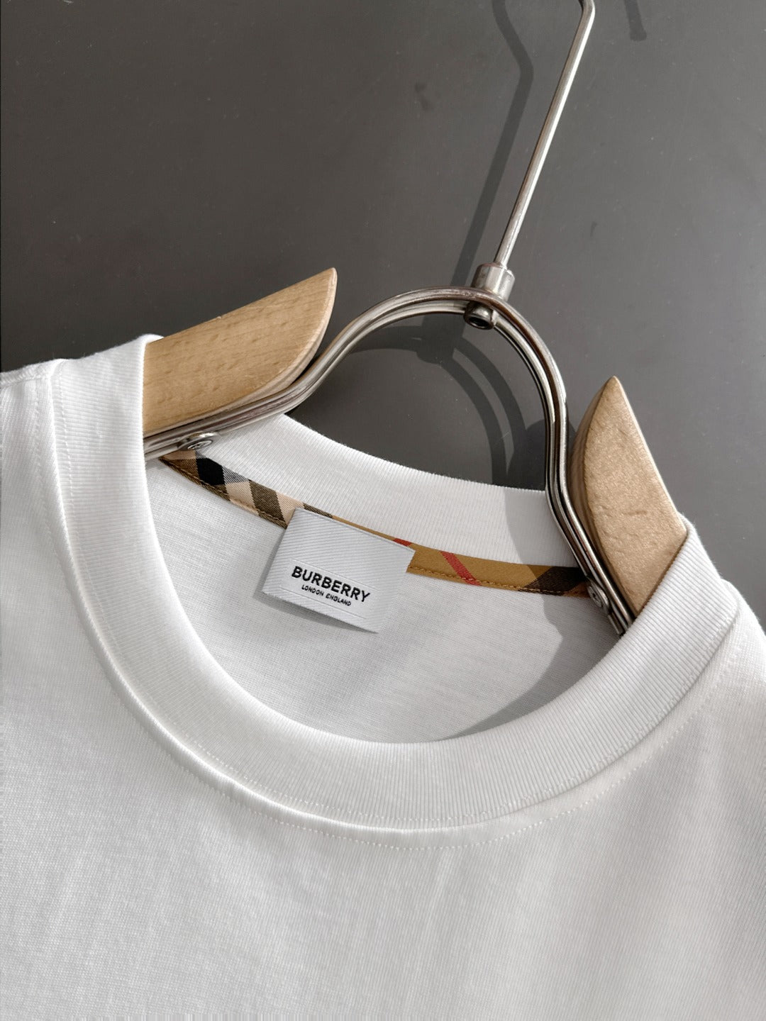 LuxluxHouse Best Quality Clothes Burberry T-shirt