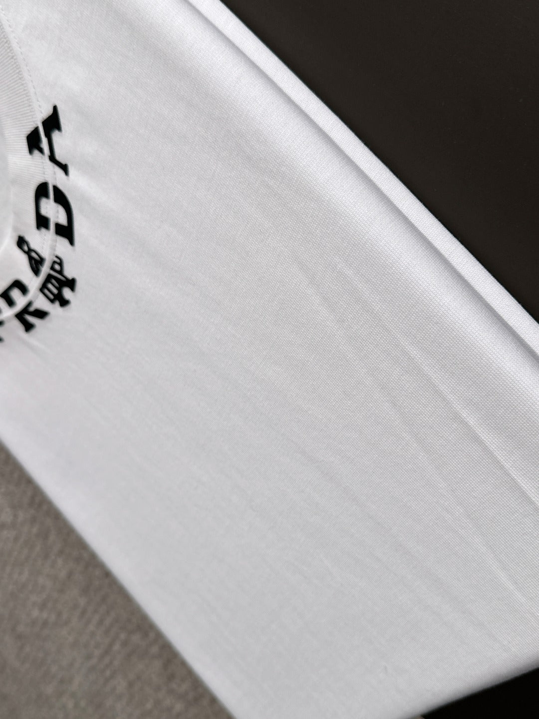 LuxluxHouse Best Quality Clothes T-shirt Prada