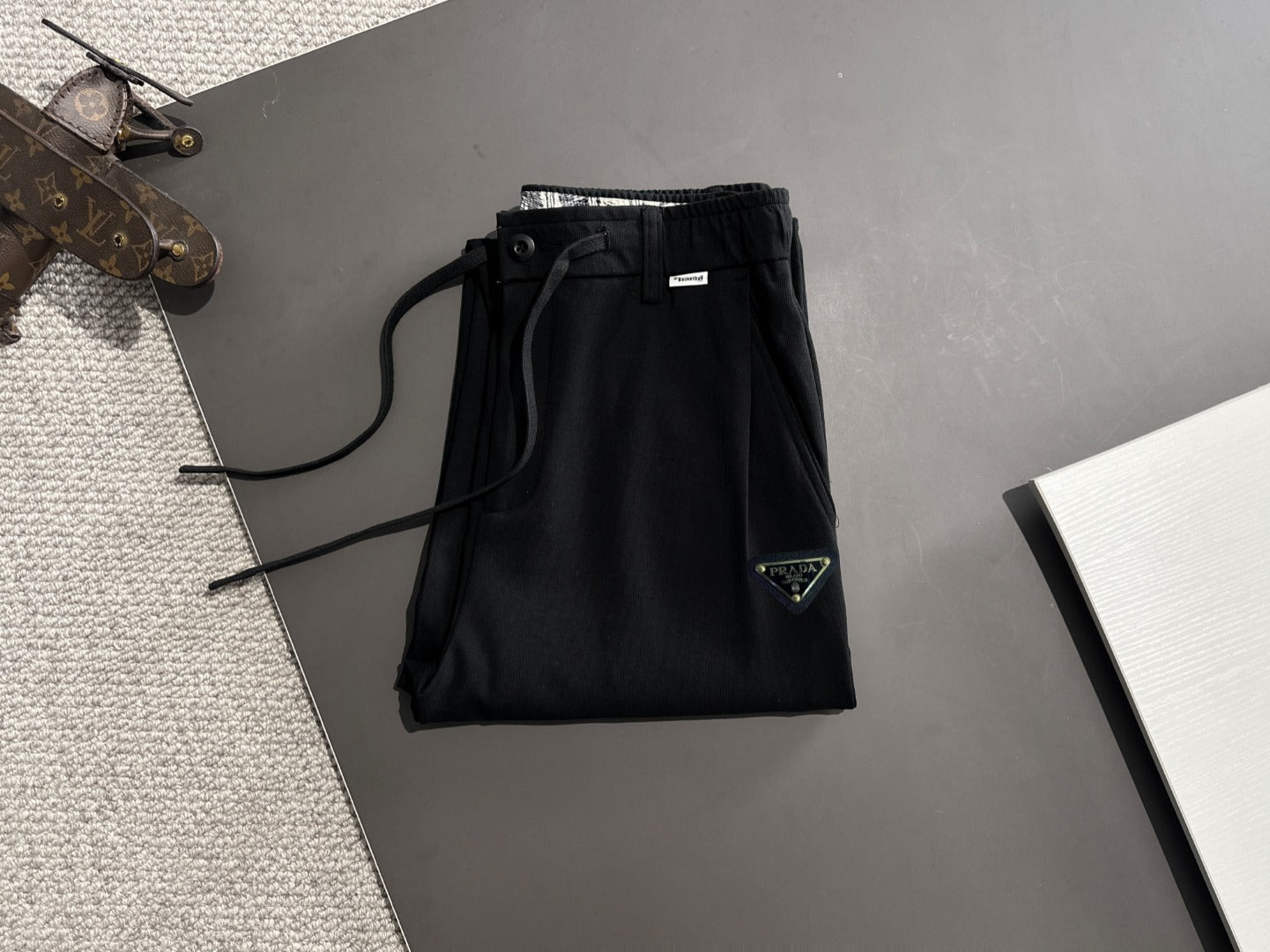 LuxluxHouse Best Quality Clothes Pants Prada