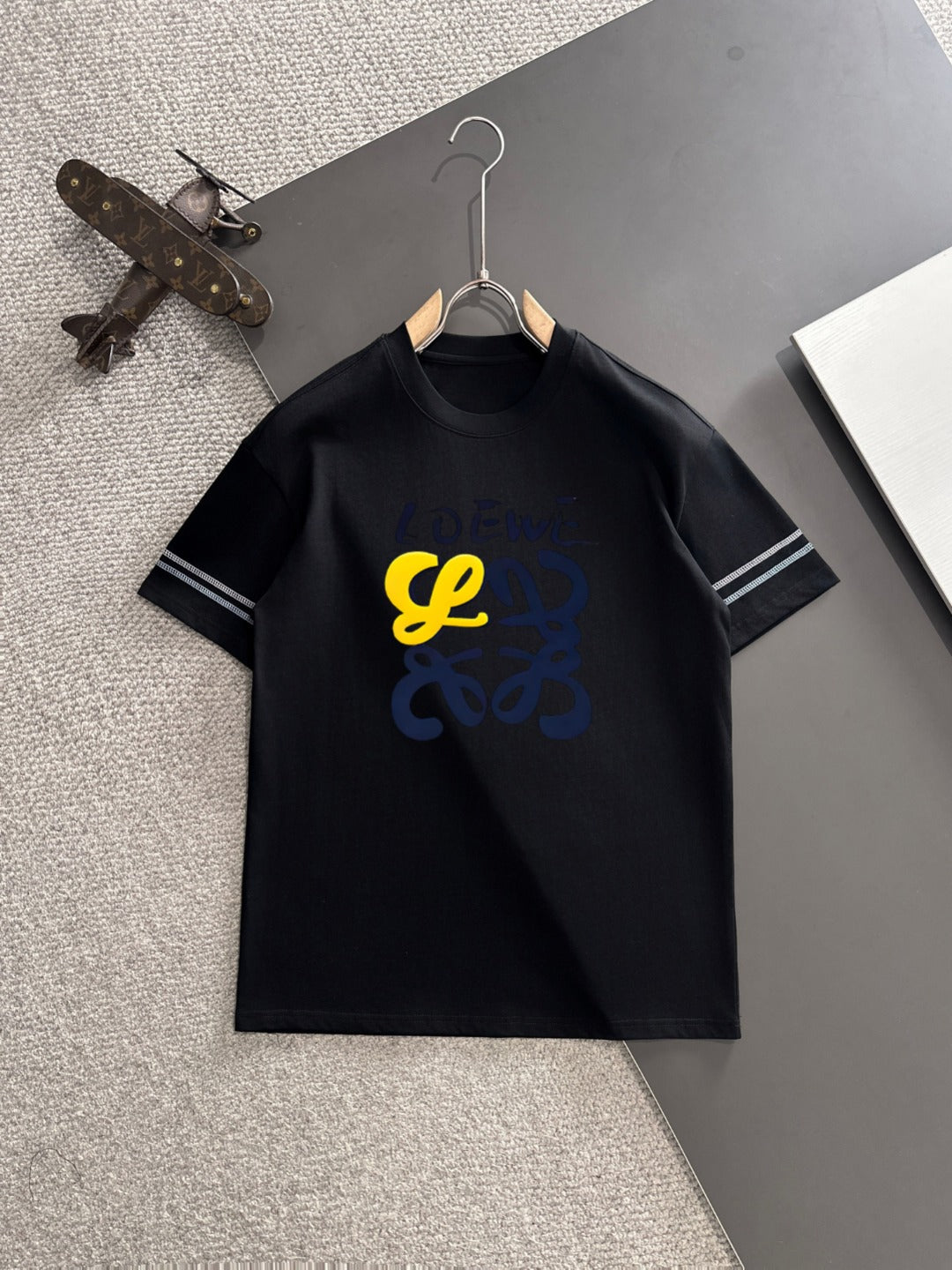 LuxluxHouse Best Quality Clothes T-shirt Loewe