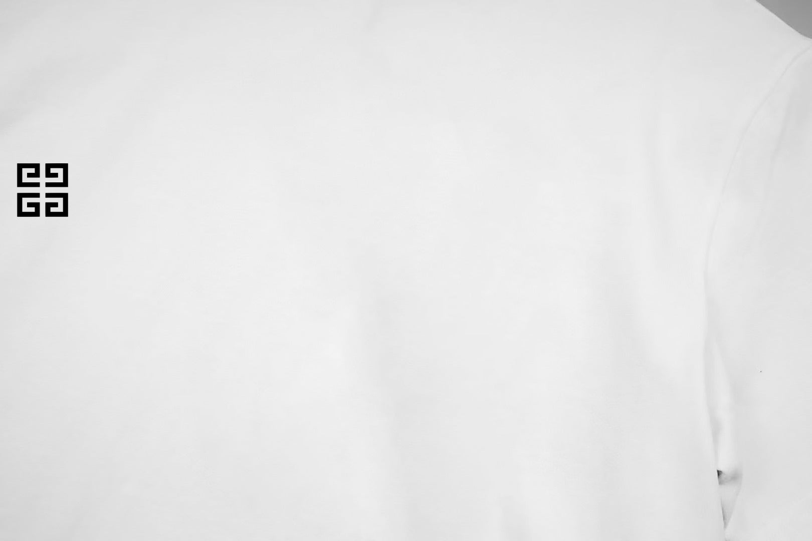 LuxluxHouse Best Quality Clothes Givenchy T-shirt