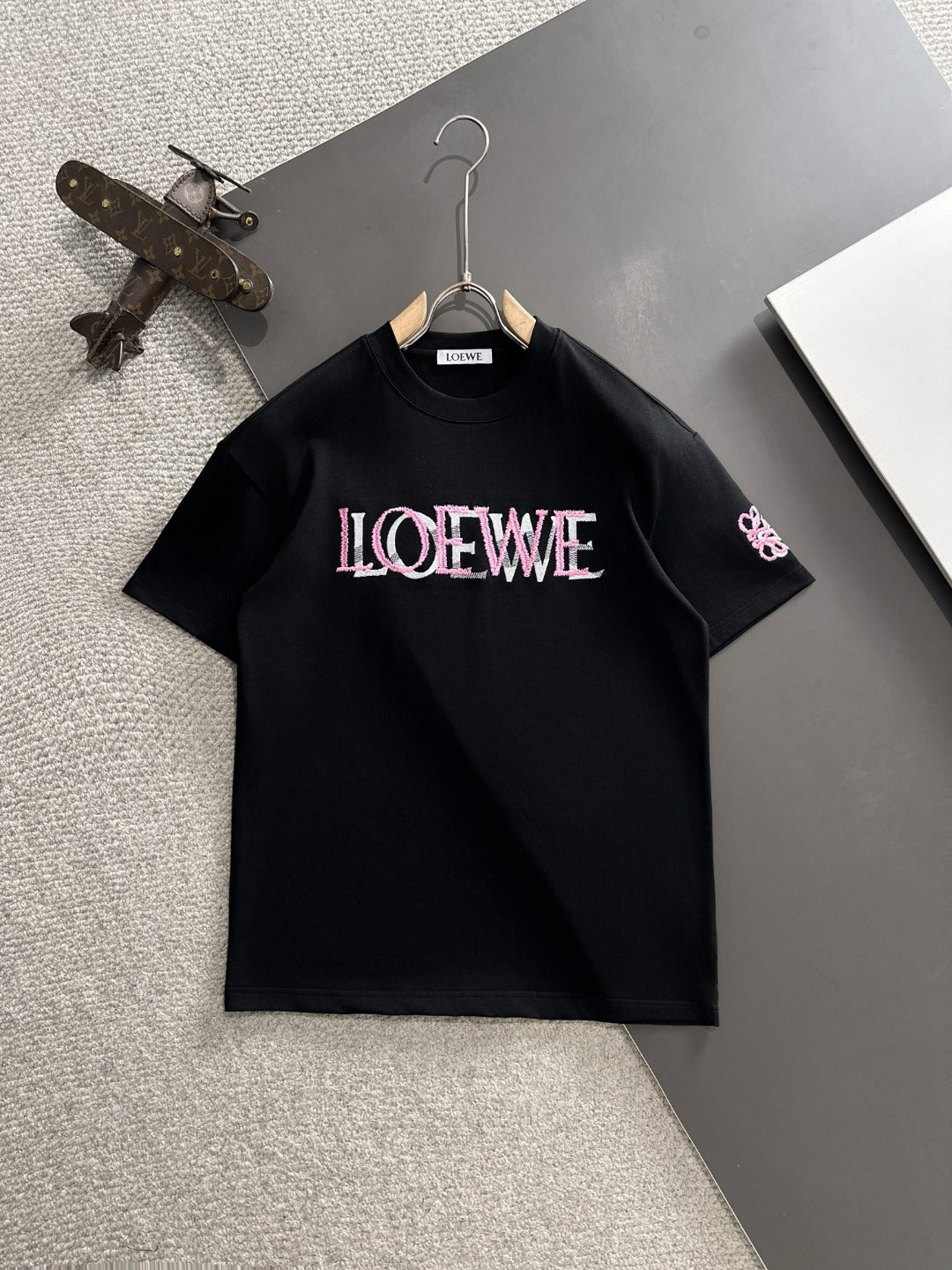 LuxluxHouse Best Quality Clothes T-shirt Loewe
