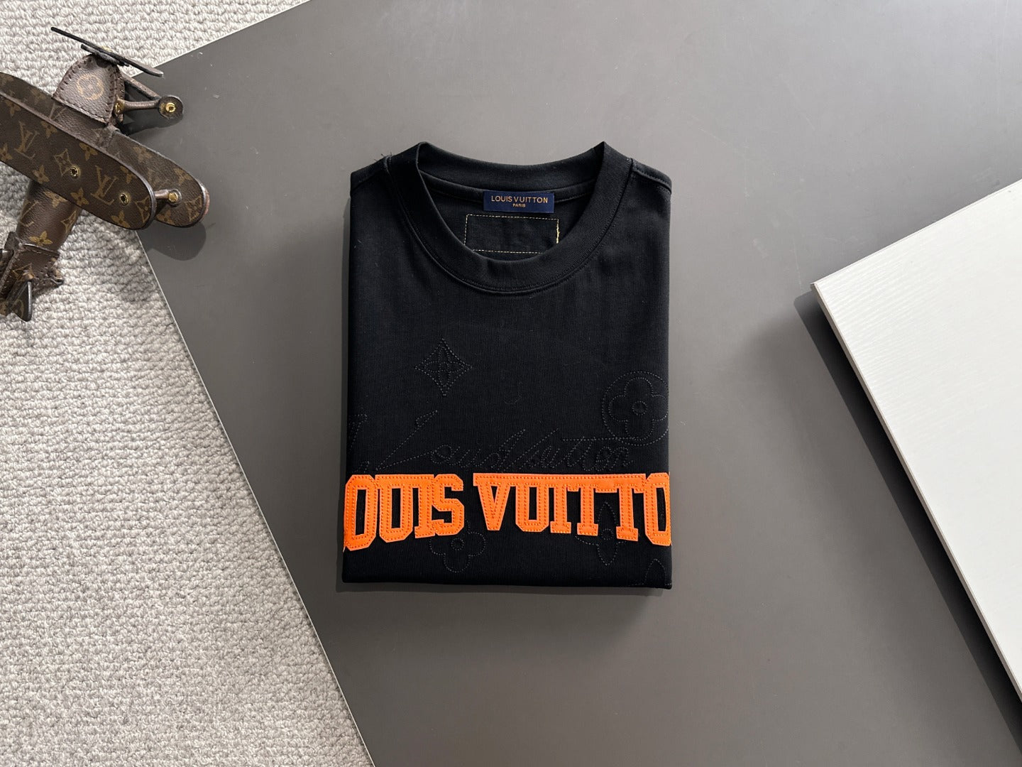 LuxluxHouse Best Quality Clothes T-shirt Louis Vuitton