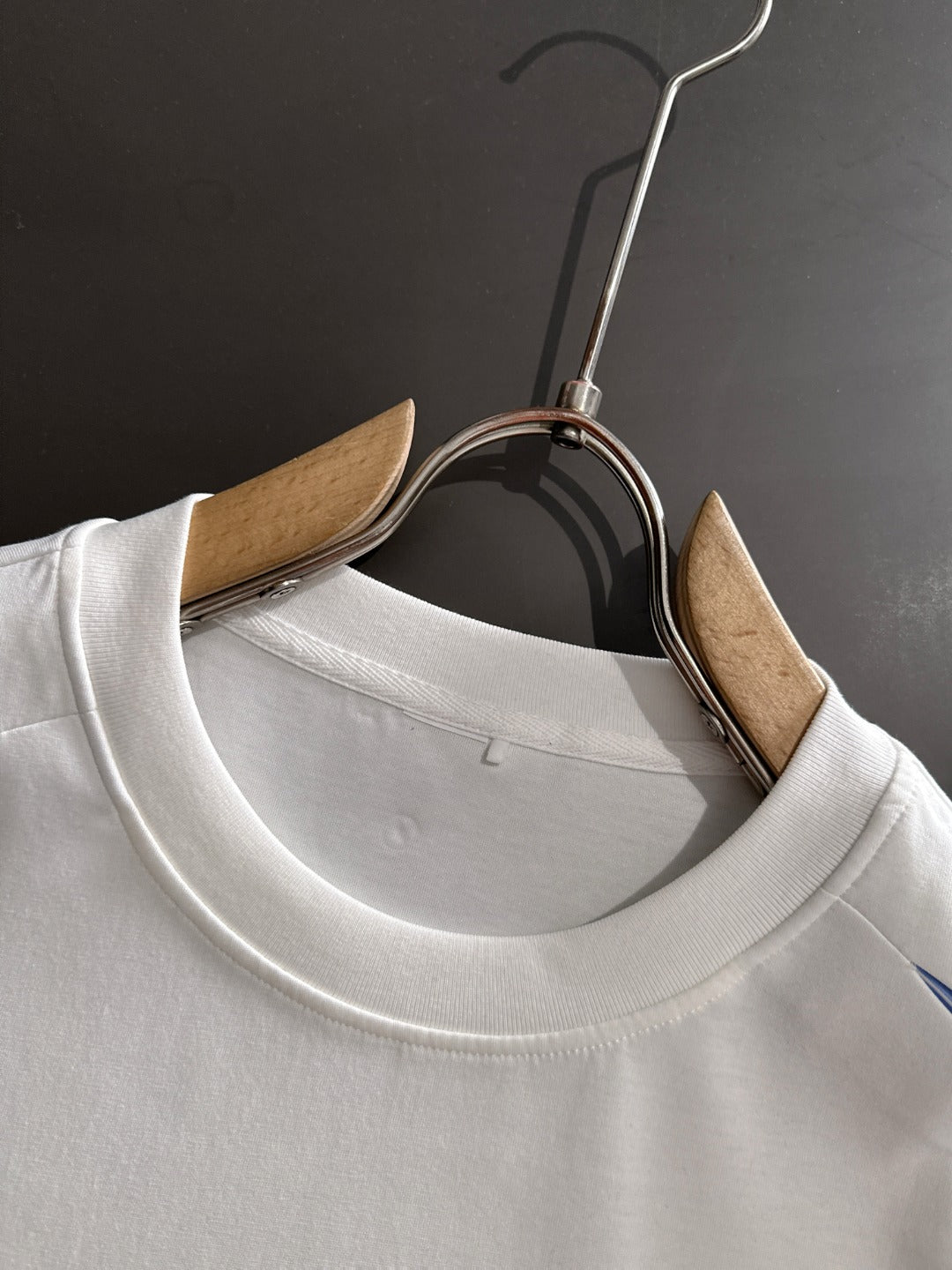 LuxluxHouse Best Quality Clothes T-shirt Loewe