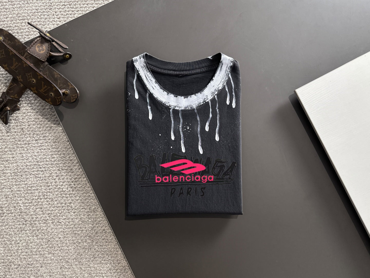 LuxluxHouse Best Quality Clothes Balenciaga T-shirt