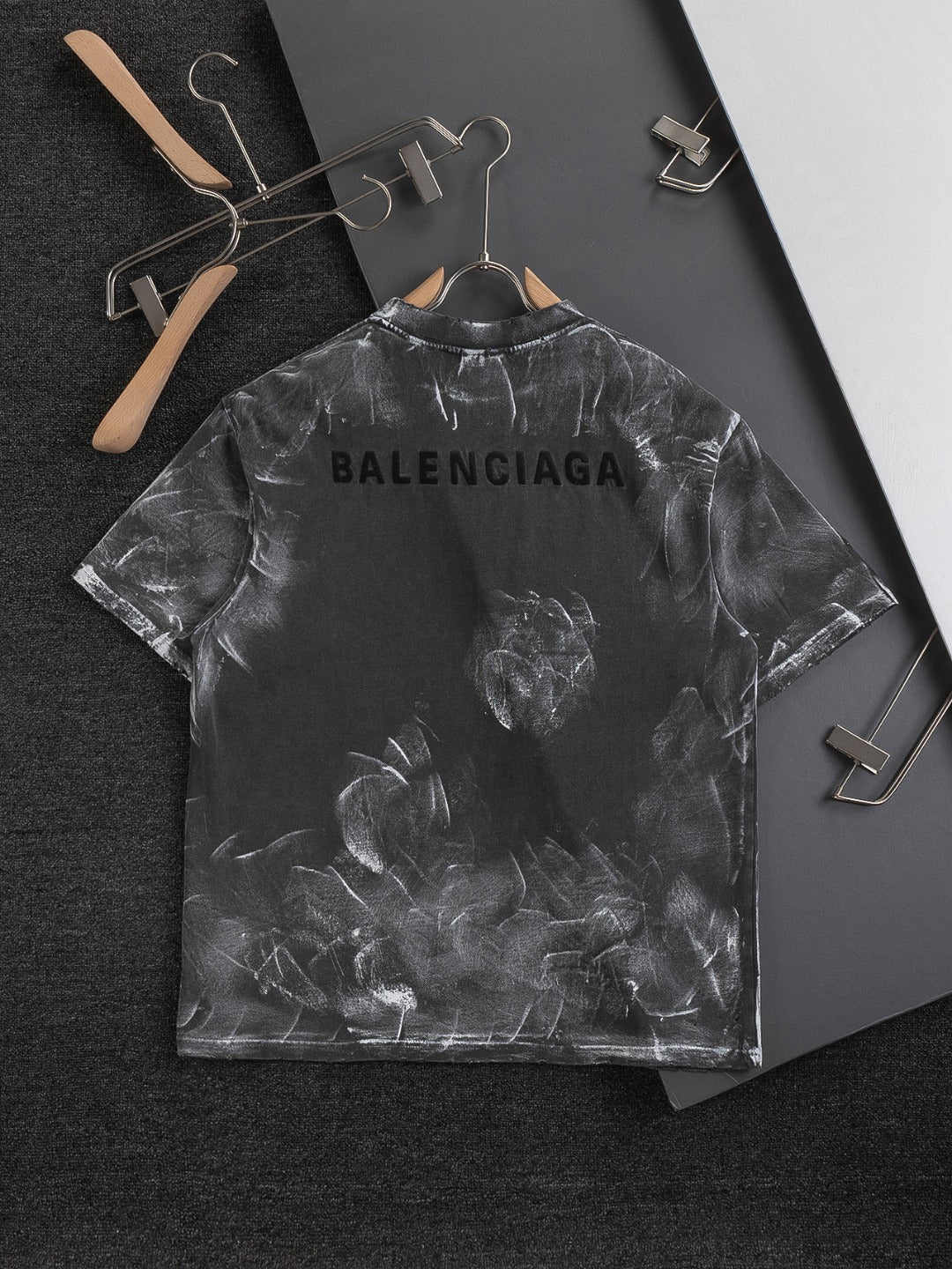 LuxluxHouse Best Quality Clothes Balenciaga T-shirt