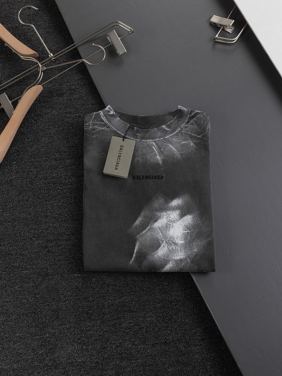 LuxluxHouse Best Quality Clothes Balenciaga T-shirt
