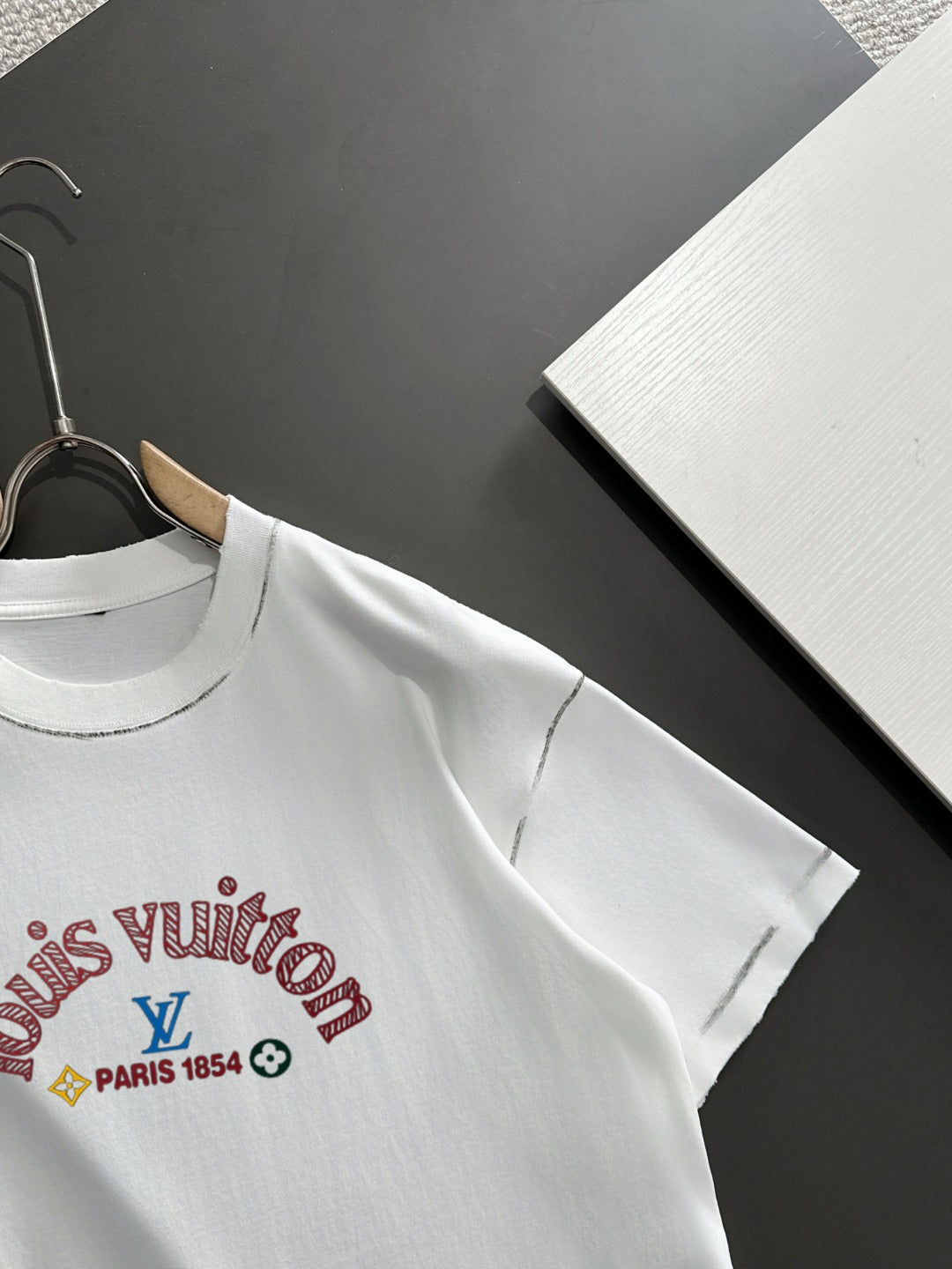 LuxluxHouse Best Quality Clothes T-shirt Louis Vuitton