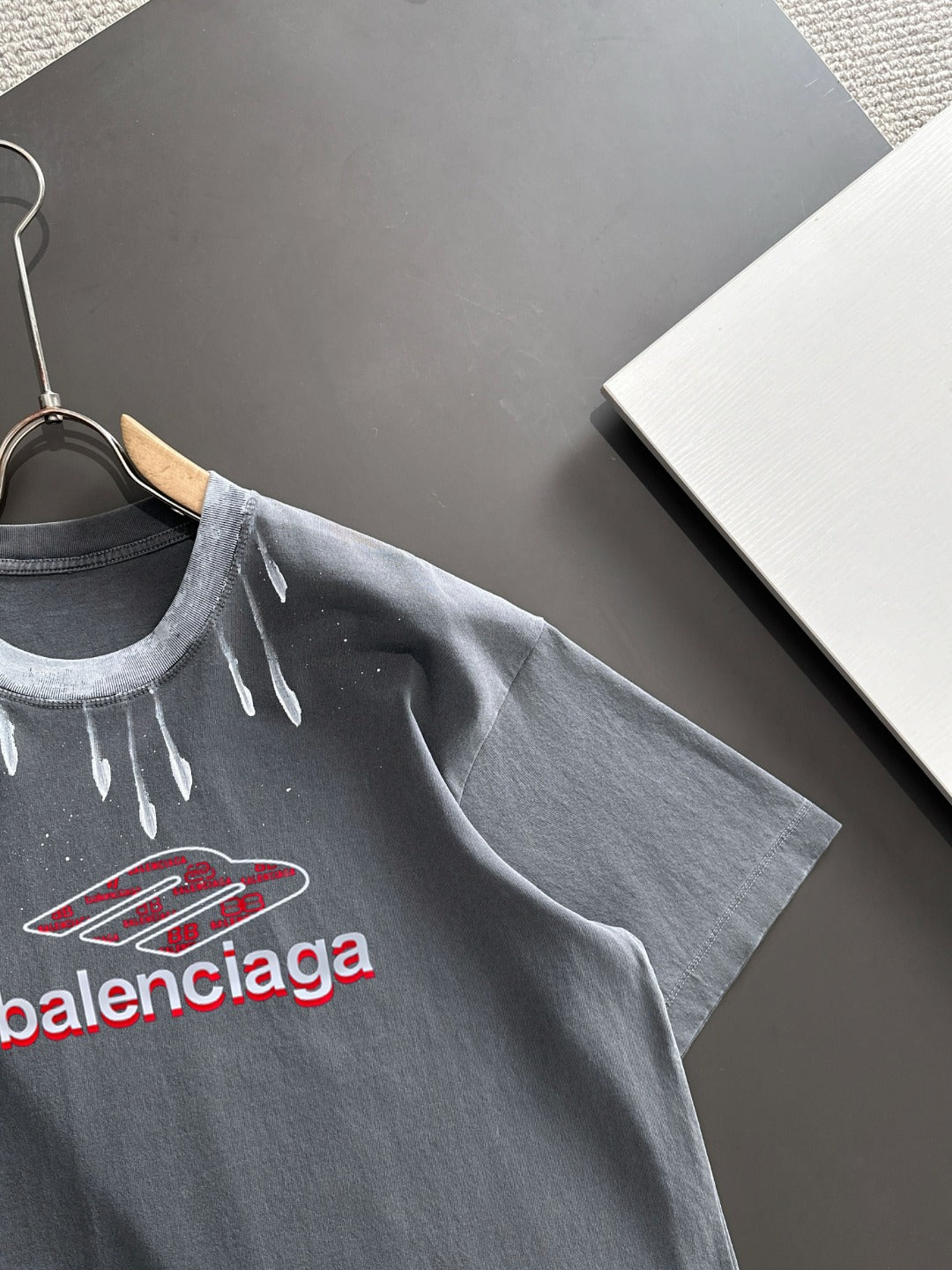 LuxluxHouse Best Quality Clothes Balenciaga T-shirt