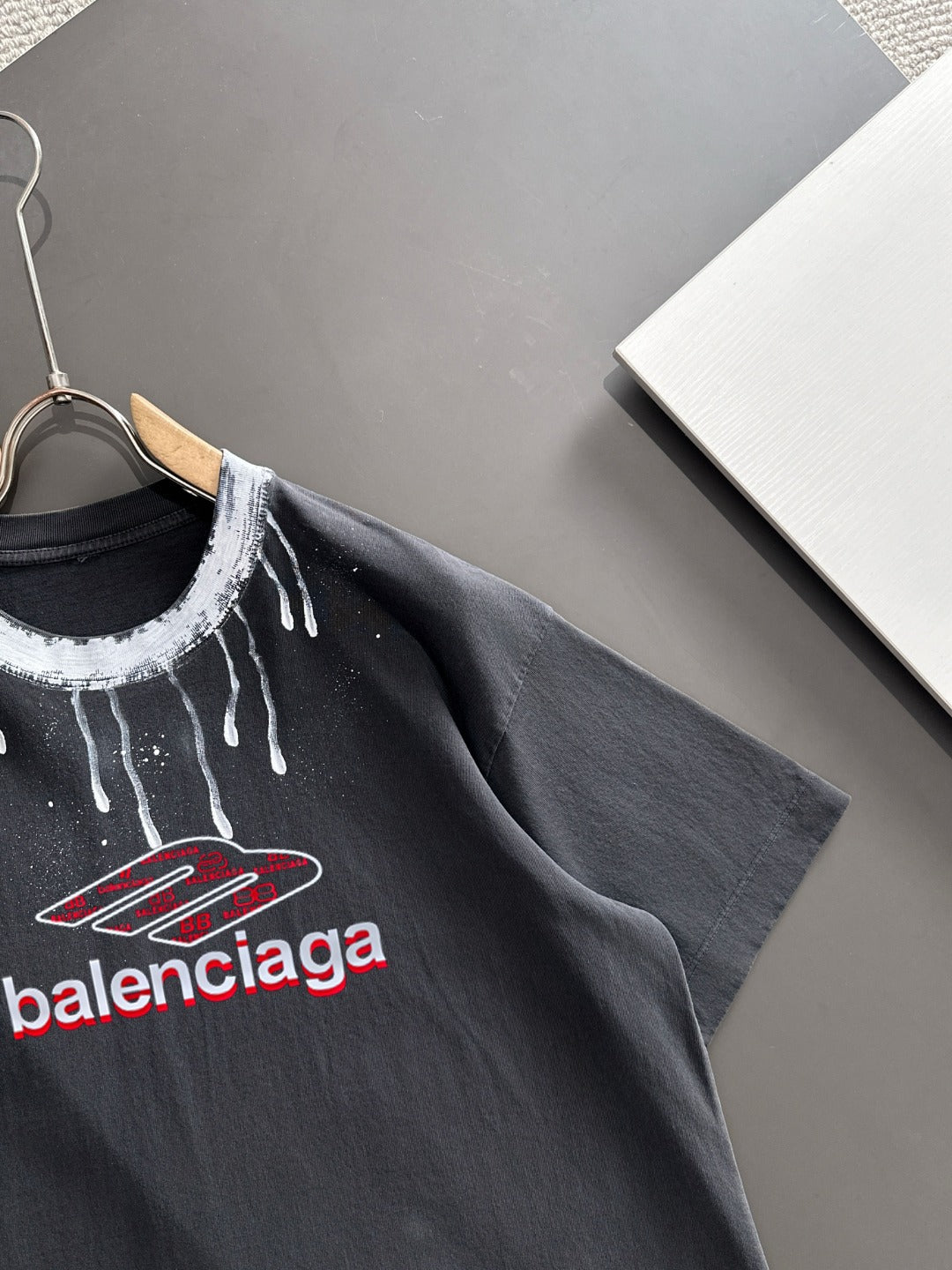 LuxluxHouse Best Quality Clothes Balenciaga T-shirt