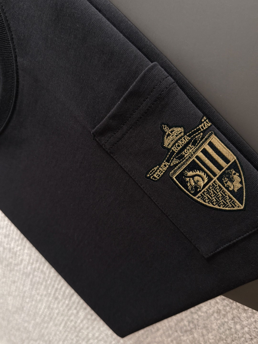 LuxluxHouse Best Quality Clothes Fendi T-shirt