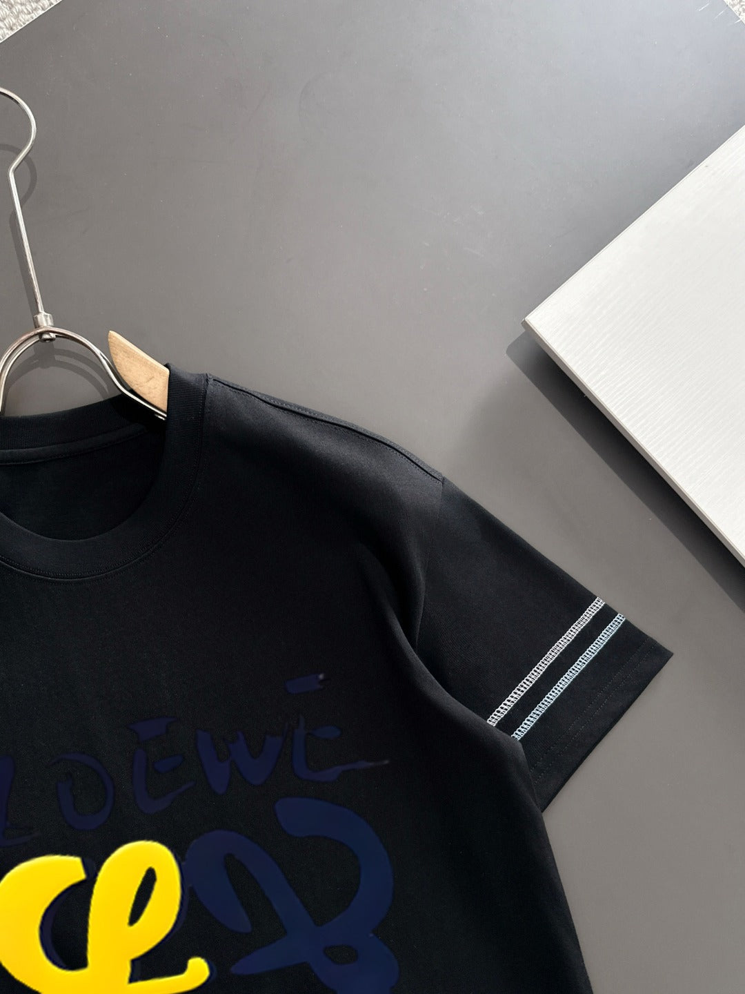 LuxluxHouse Best Quality Clothes T-shirt Loewe