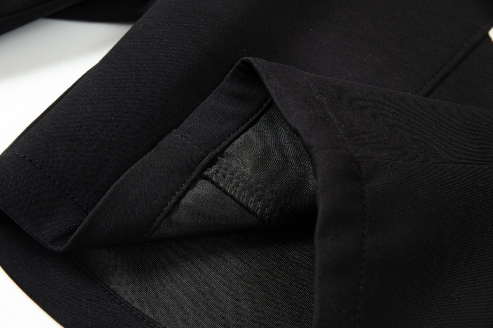 LuxluxHouse Best Quality Clothes Pants Moncler