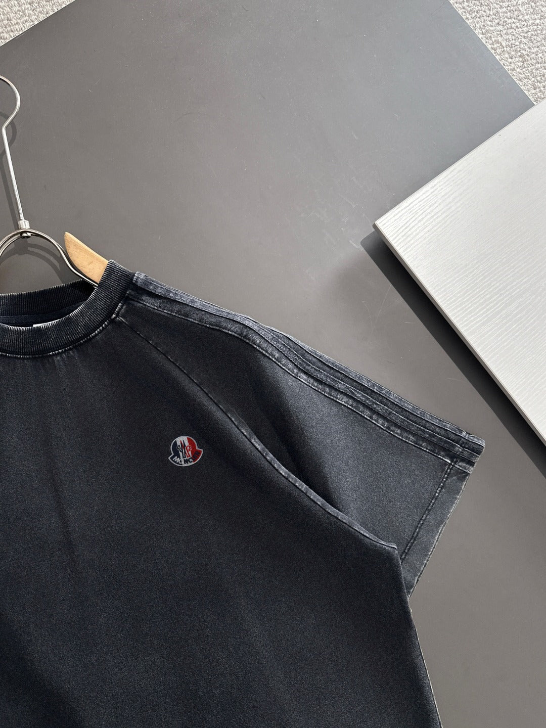 LuxluxHouse Best Quality Clothes T-shirt Moncler