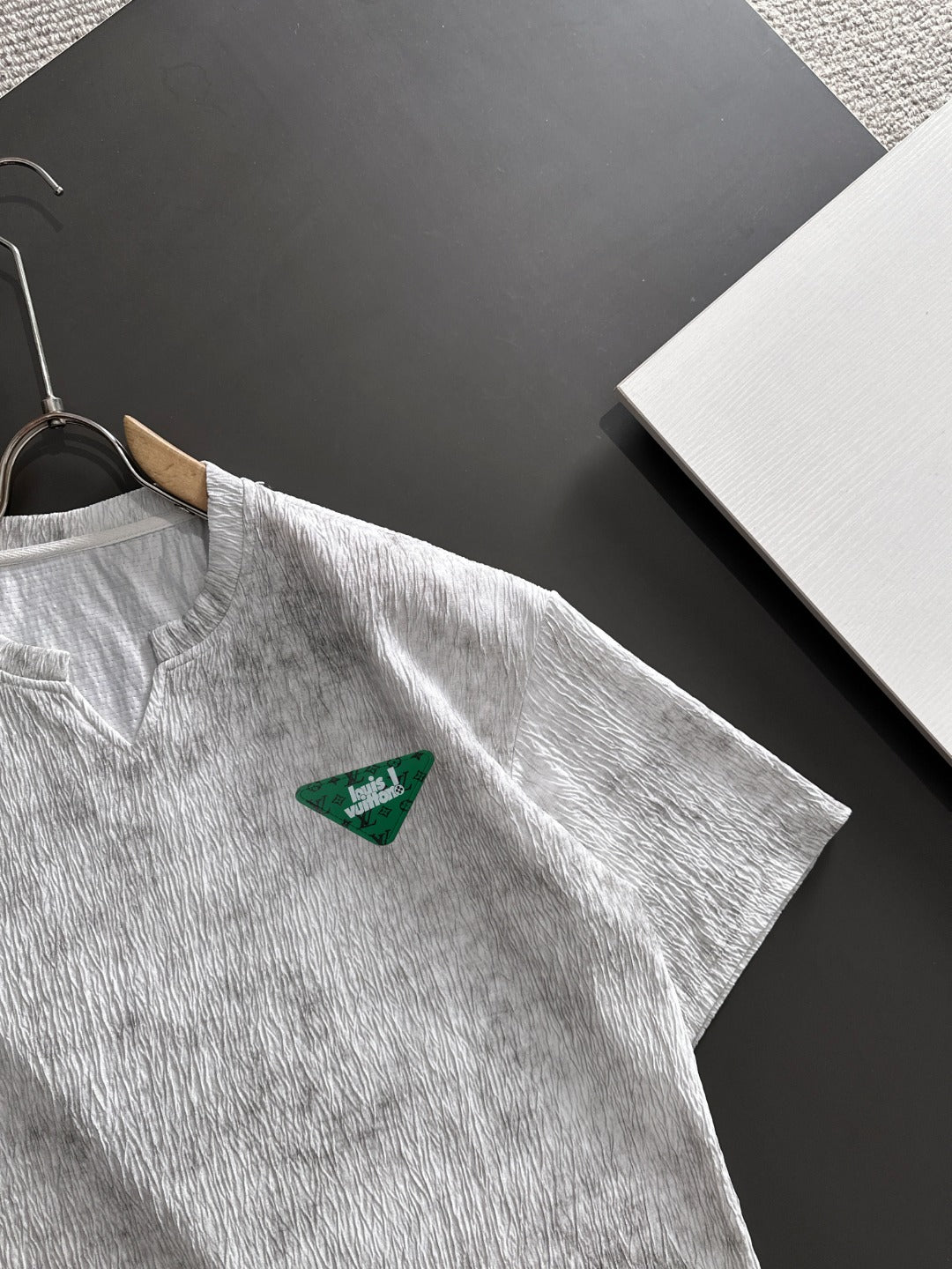 LuxluxHouse Best Quality Clothes T-shirt Louis Vuitton