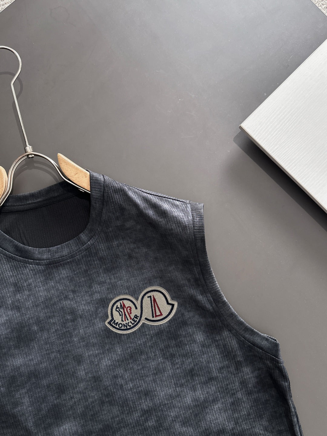 LuxluxHouse Best Quality Clothes T-shirt Moncler