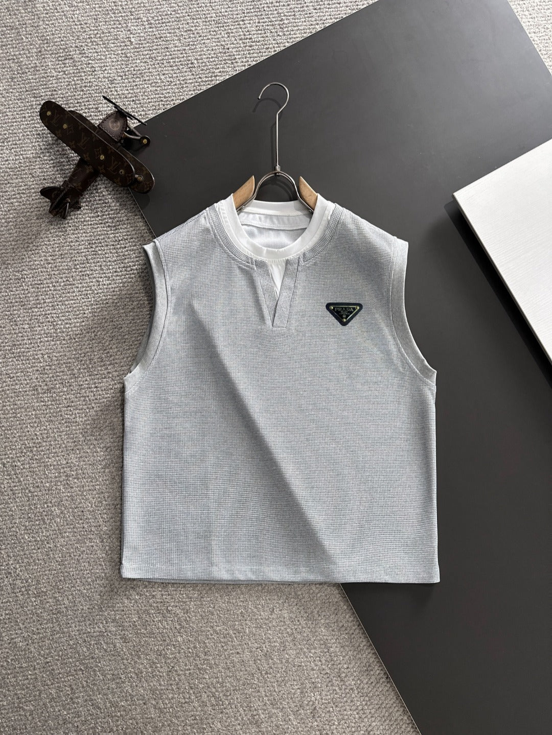 LuxluxHouse Best Quality Clothes T-shirt Prada