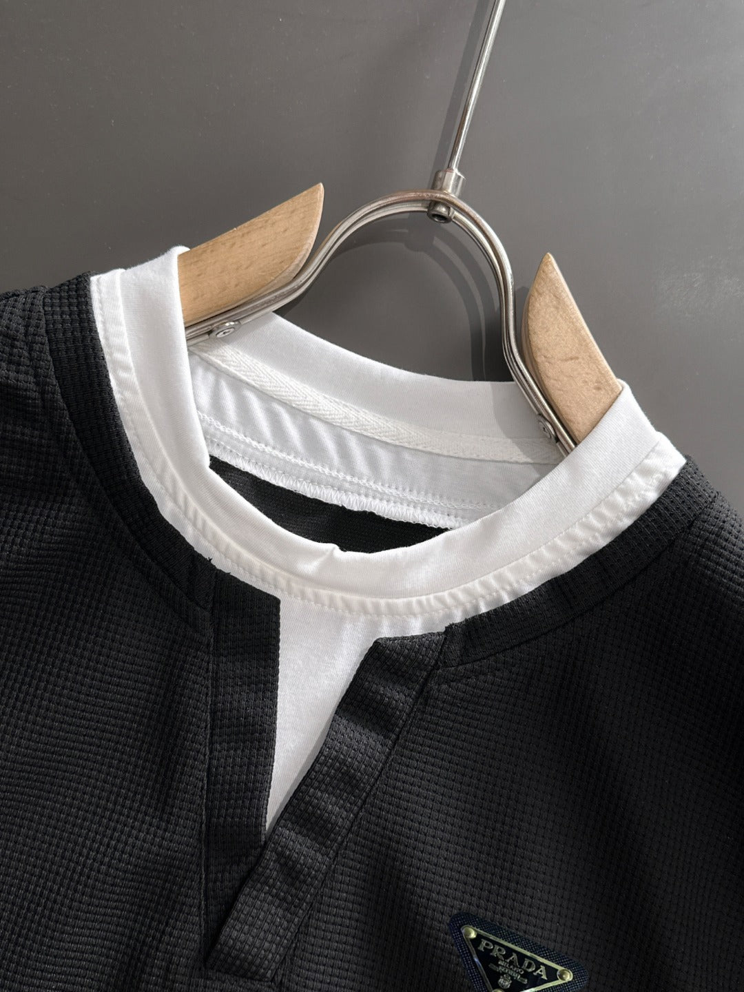 LuxluxHouse Best Quality Clothes T-shirt Prada