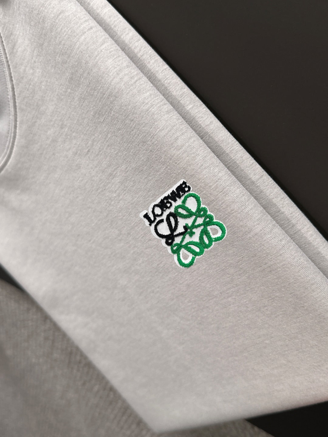 LuxluxHouse Best Quality Clothes T-shirt Loewe