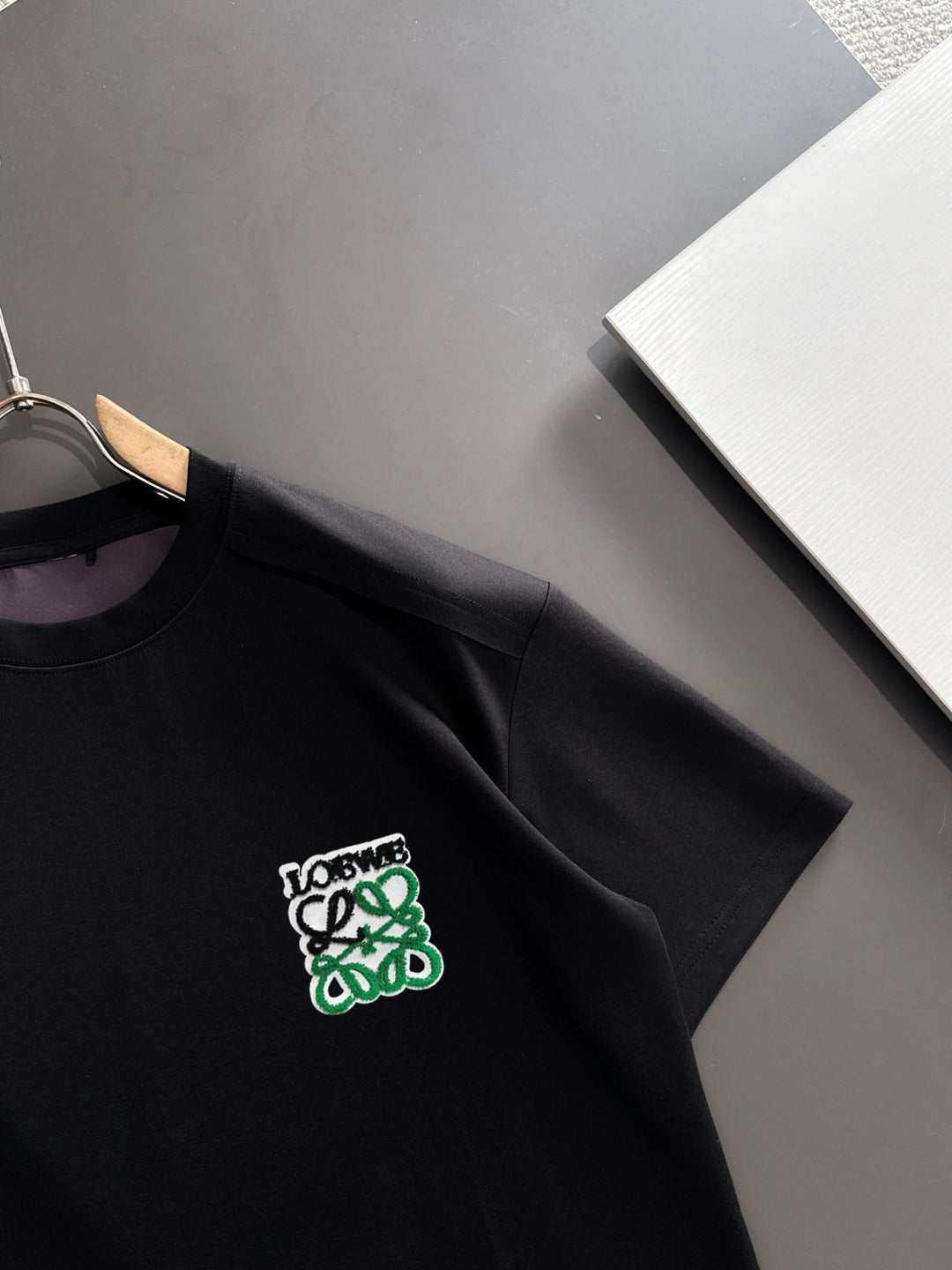 LuxluxHouse Best Quality Clothes T-shirt Loewe