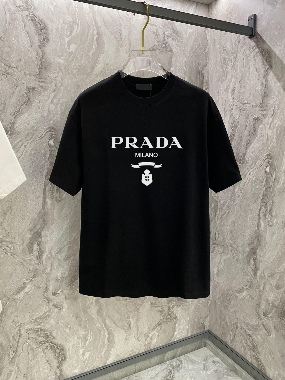 LuxluxHouse Best Quality Clothes T-shirt Prada