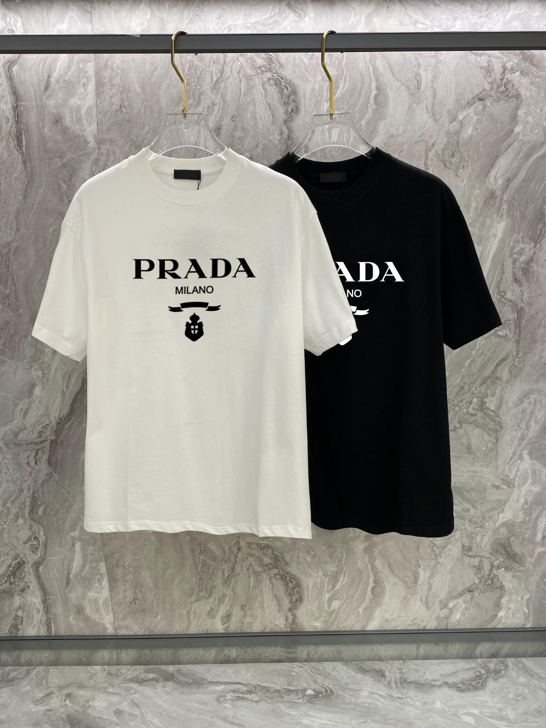 LuxluxHouse Best Quality Clothes T-shirt Prada
