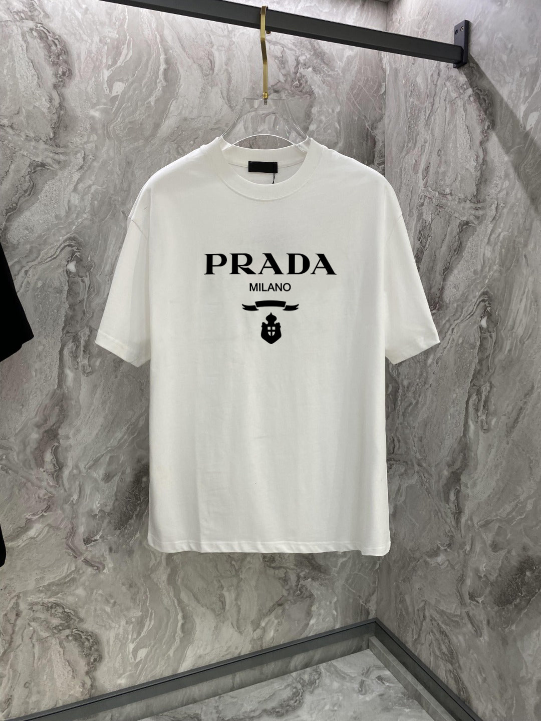 LuxluxHouse Best Quality Clothes T-shirt Prada