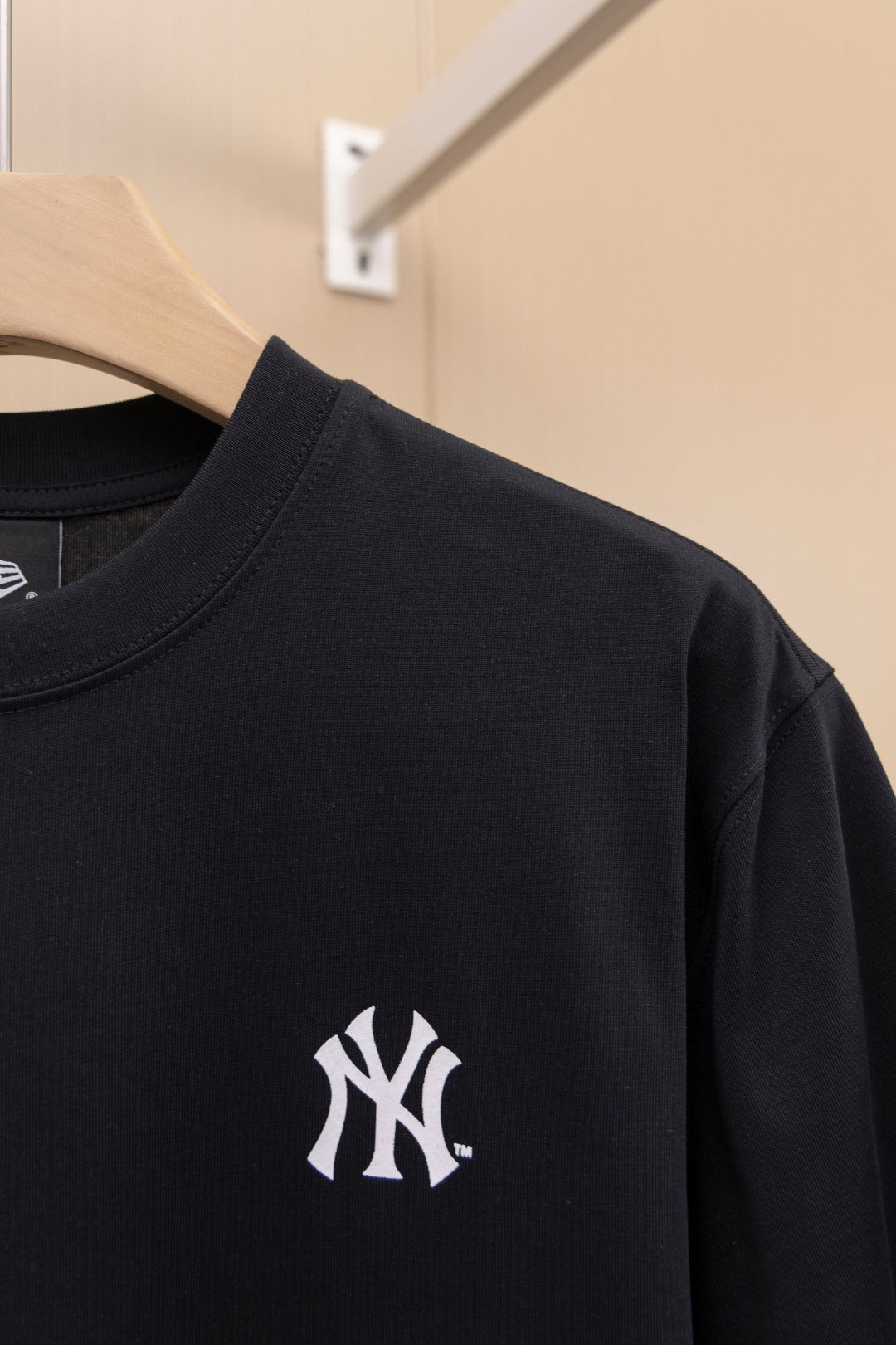 LuxluxHouse Best Quality Clothes The North Face & MLB T-shirt