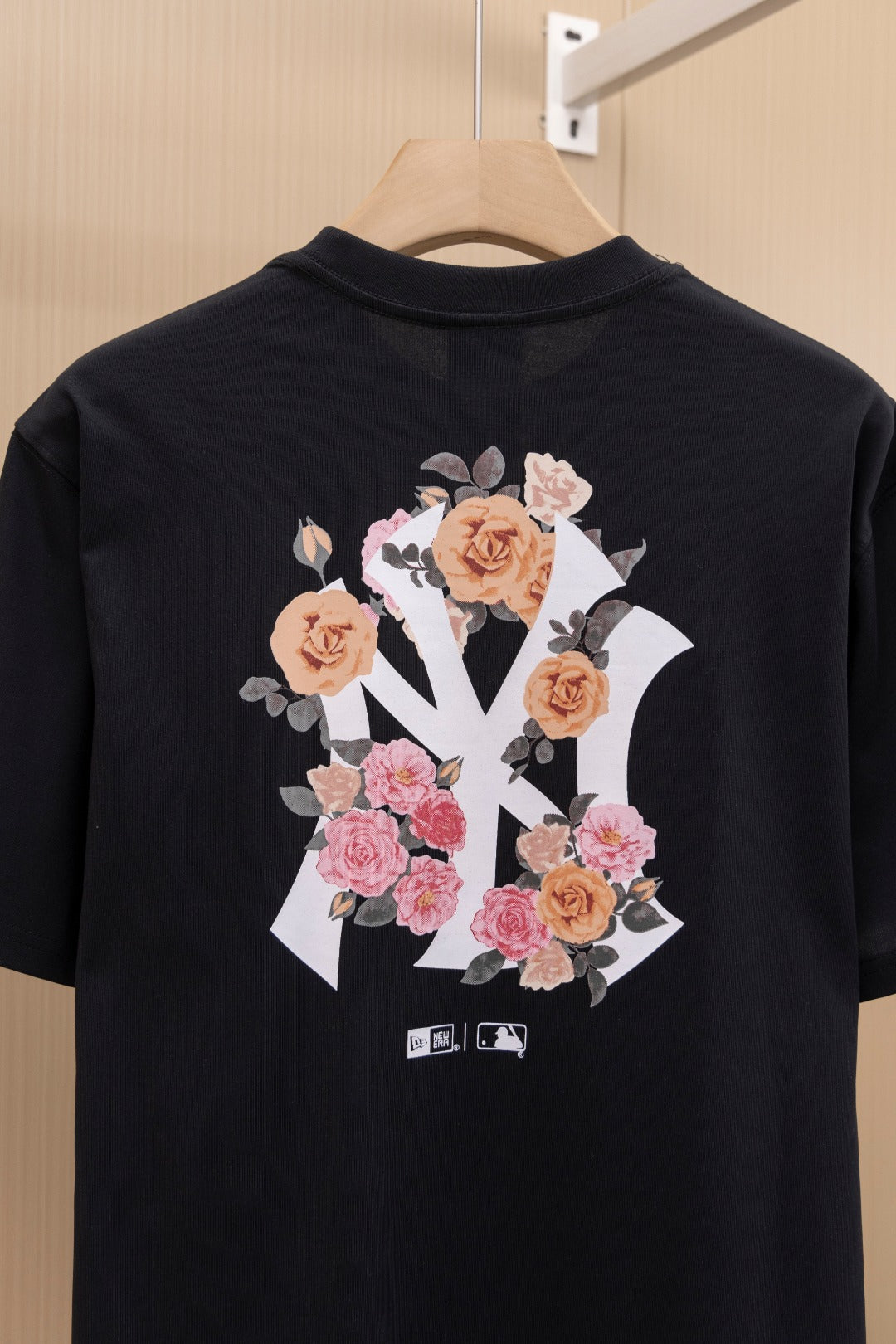 LuxluxHouse Best Quality Clothes The North Face & MLB T-shirt