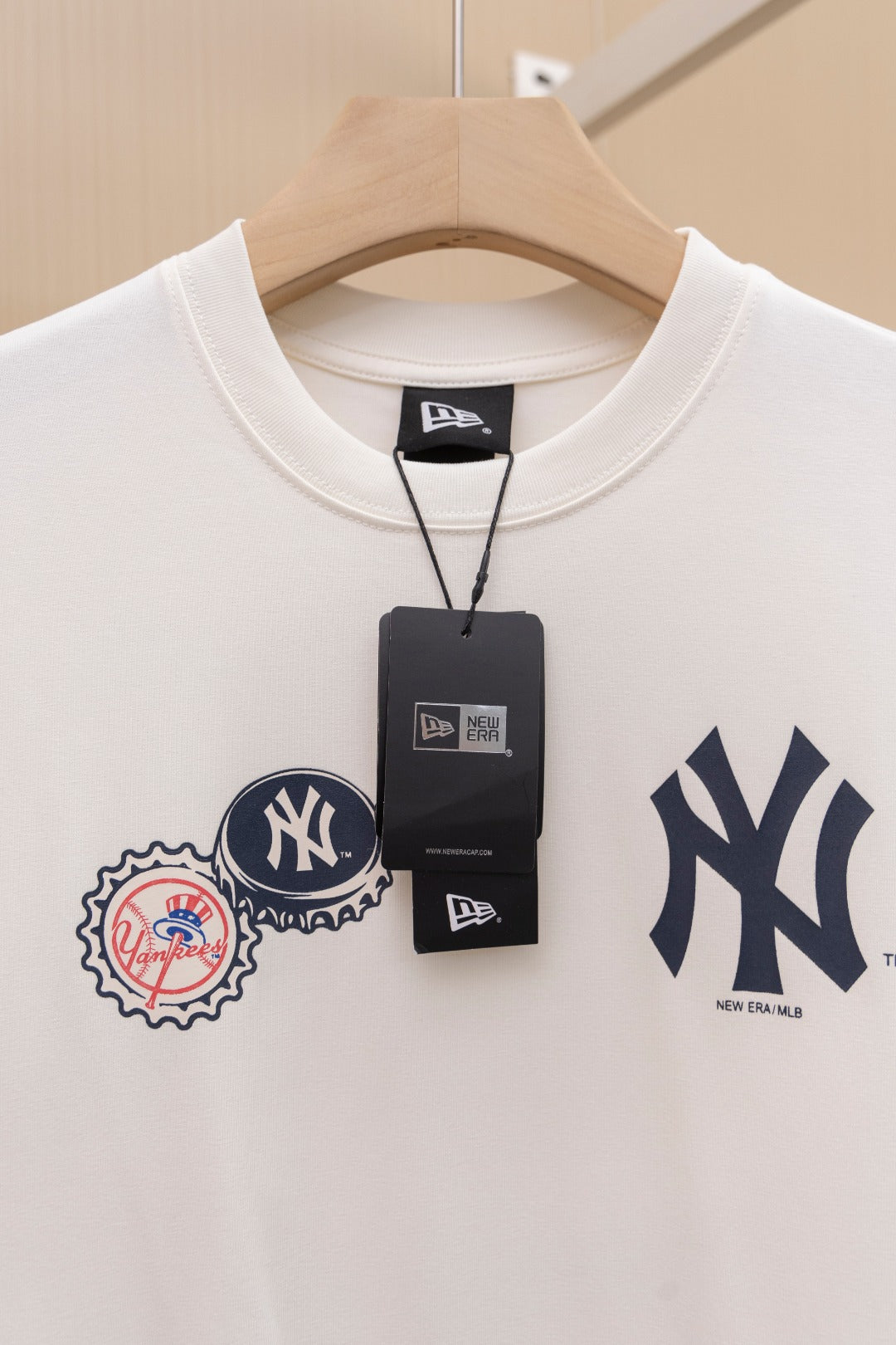 LuxluxHouse Best Quality Clothes The North Face & MLB T-shirt