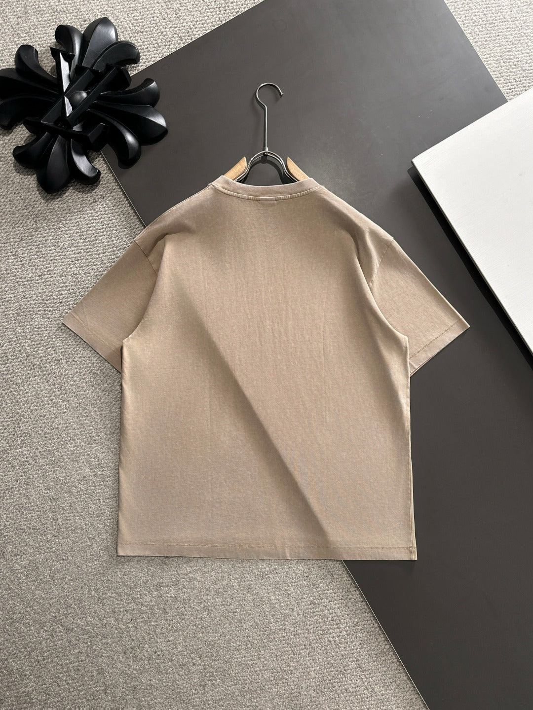 LuxluxHouse Best Quality Clothes T-shirt Loewe