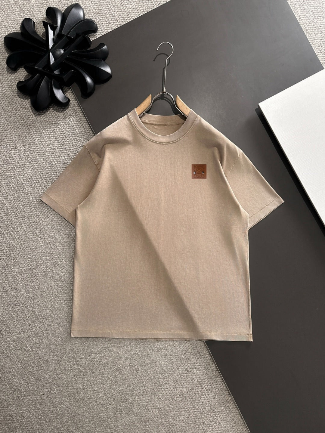 LuxluxHouse Best Quality Clothes T-shirt Loewe