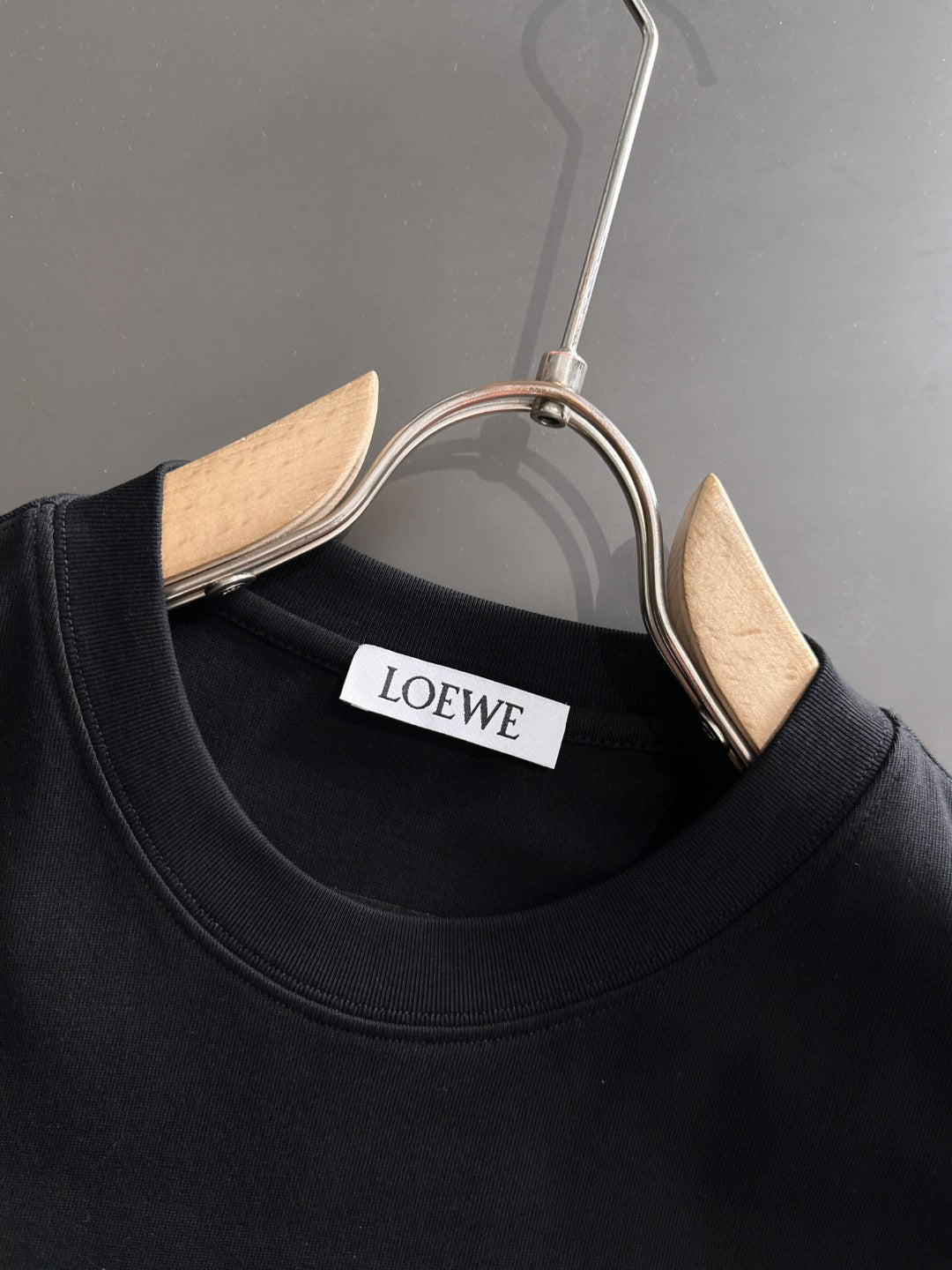 LuxluxHouse Best Quality Clothes T-shirt Loewe