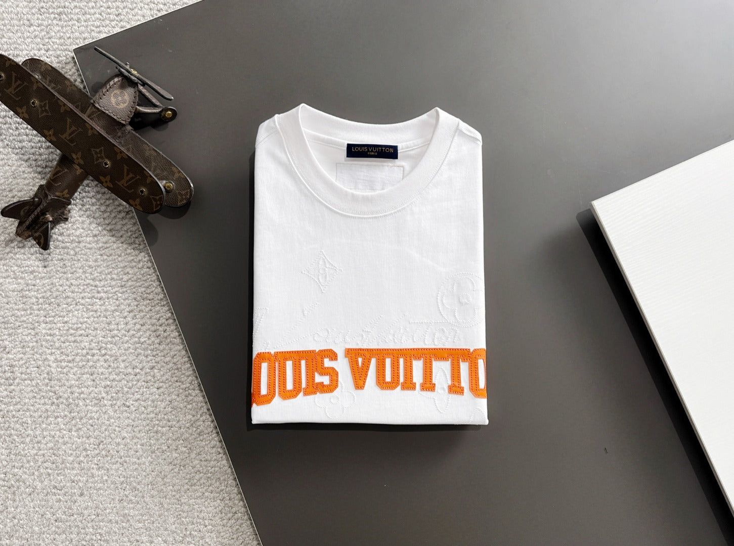 LuxluxHouse Best Quality Clothes T-shirt Louis Vuitton