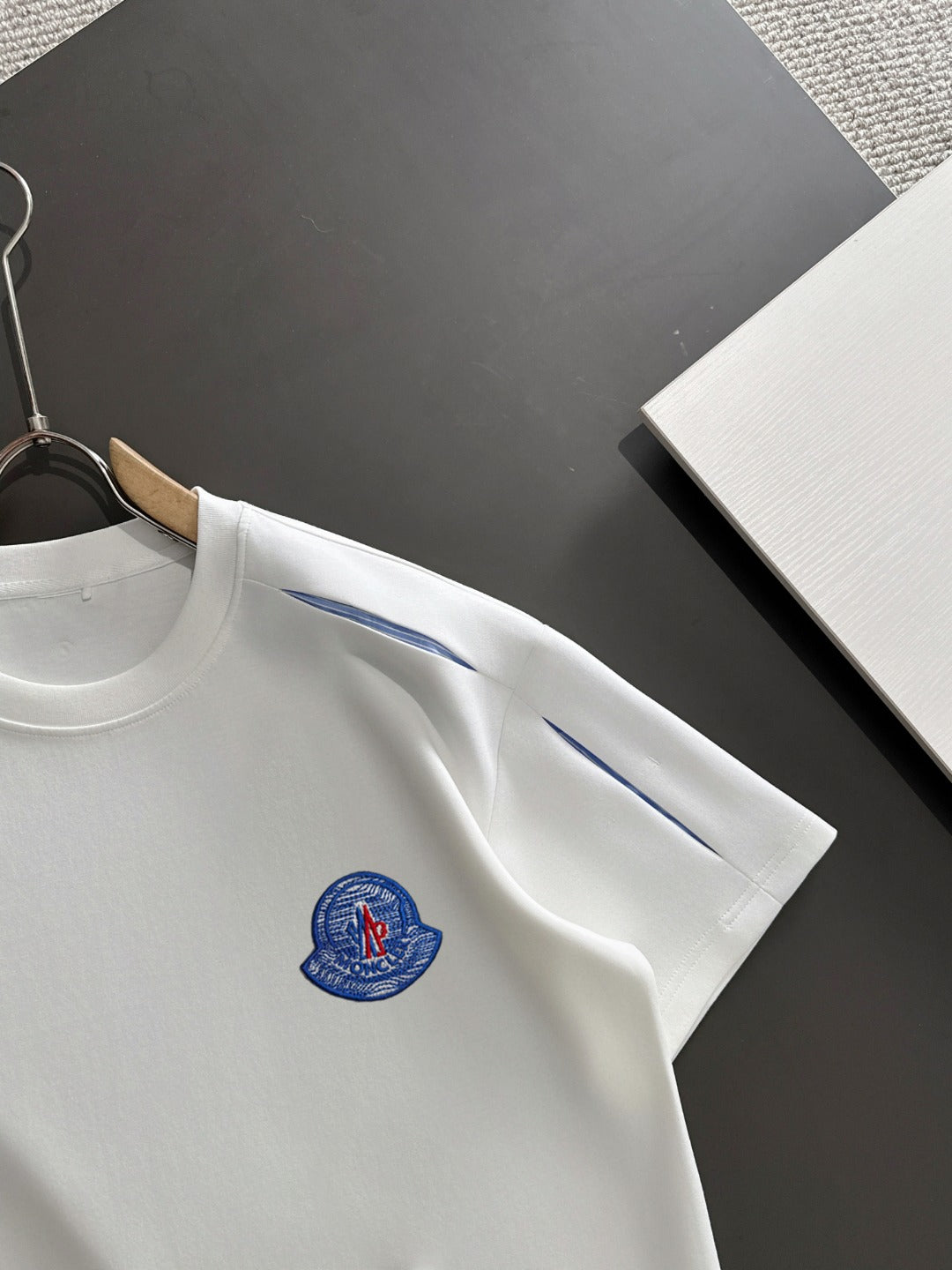 LuxluxHouse Best Quality Clothes T-shirt Moncler