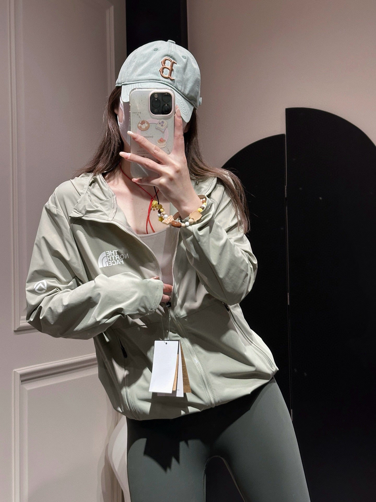 LuxluxHouse Best Quality Clothes The North Face & MLB Coats & Jackets