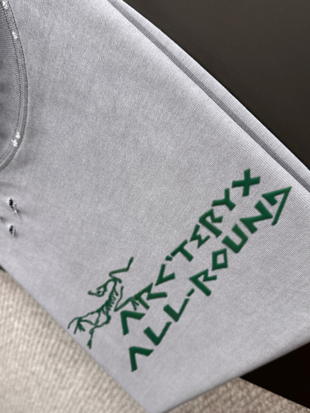 LuxluxHouse Best Quality Clothes T-shirt Arcteryx