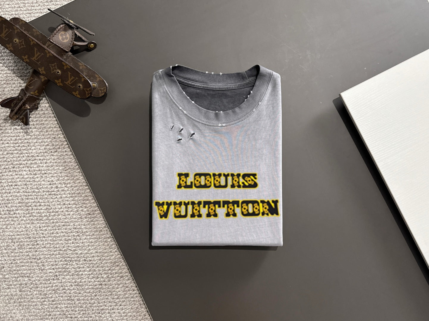 LuxluxHouse Best Quality Clothes T-shirt Louis Vuitton