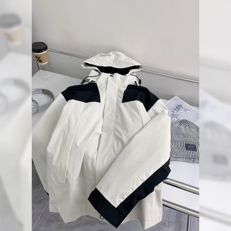 LuxluxHouse Best Quality Clothes The North Face & MLB Coats & Jackets