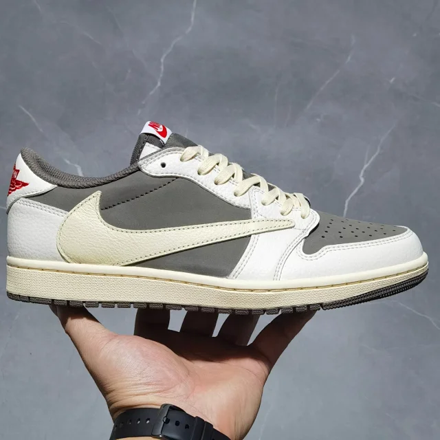 XC Batch-Air Jordan 1  × Travis Scott “Reverse Mocha”