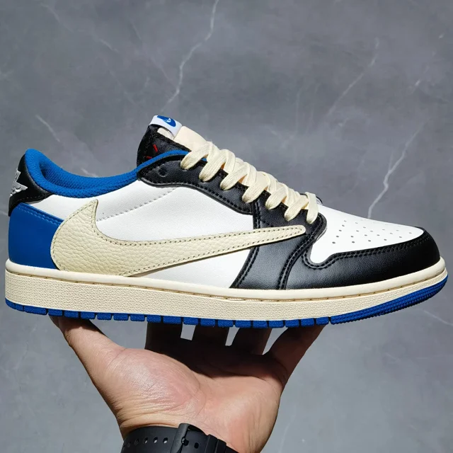 XC Batch-Air Jordan 1  × Travis Scott “Fragments”